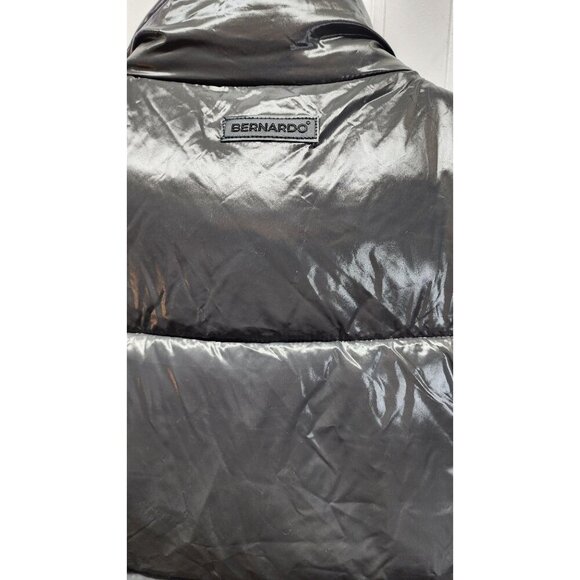 Bernardo Womens Puffer Vest With High Neck with Belt Strap & Snap Pockets - Picture 6 of 15